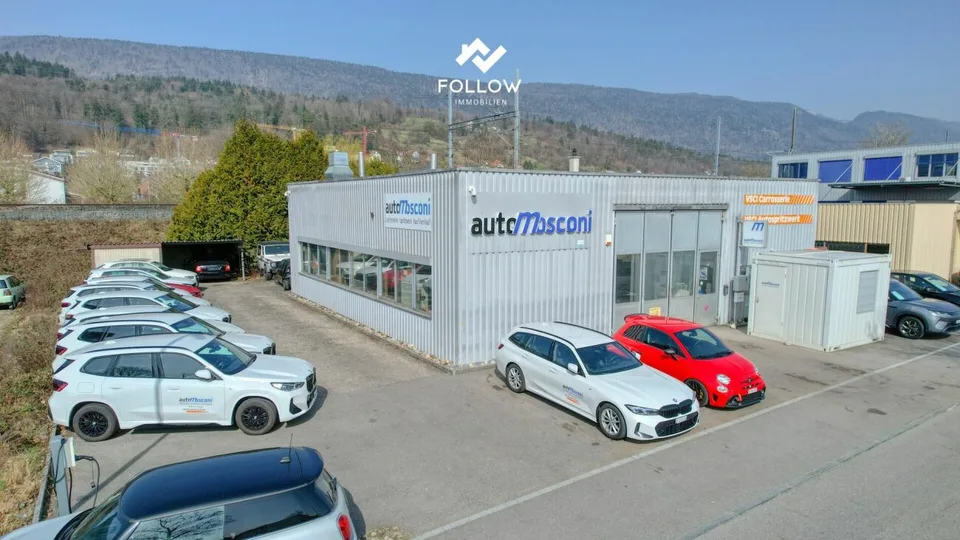 Hier wächst Ihr Unternehmen: Funktionale Gewerbehalle mit viel Aussenfläche