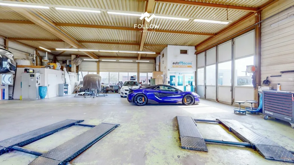 Qui la tua azienda cresce: Funzionale hall commerciale con ampia area esterna – foto 8 di 16
