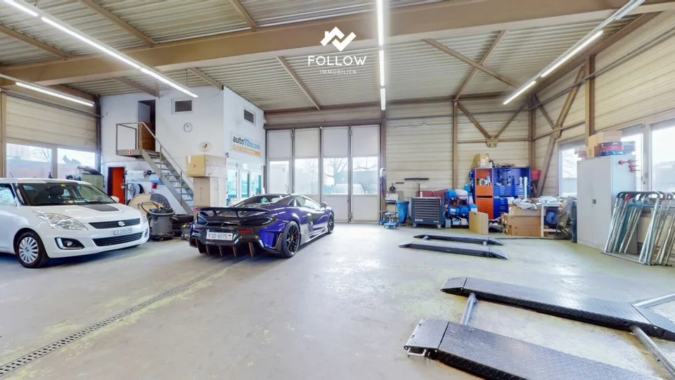 Qui la tua azienda cresce: Funzionale hall commerciale con ampia area esterna – foto 6 di 16