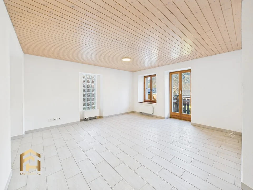 Attraktive 4.5-ZWG mit Balkon, Hobbyraum und privater Gartenoase