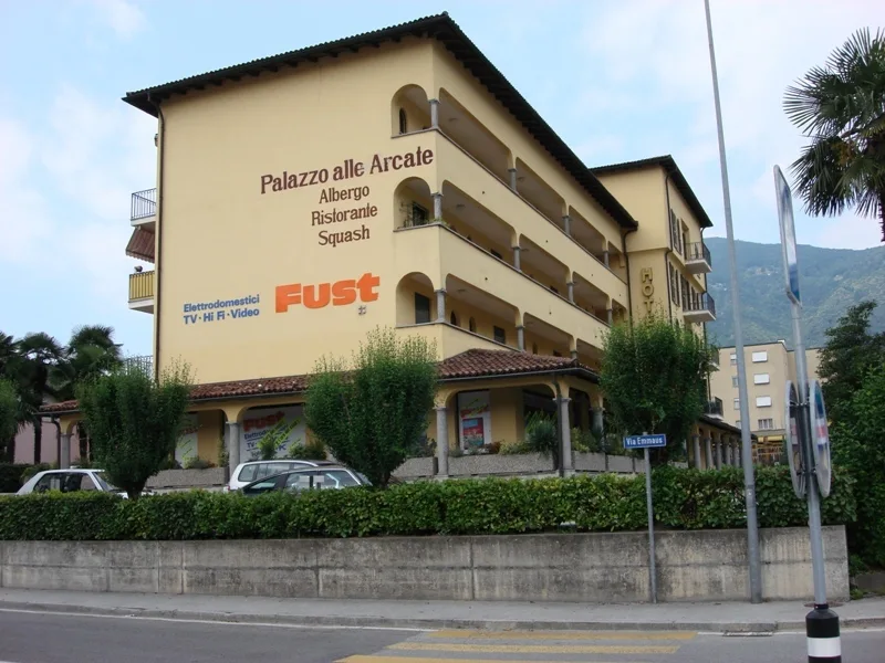 Vendesi, Negozio, 6616 Losone, Rif. Negozio no. 3
