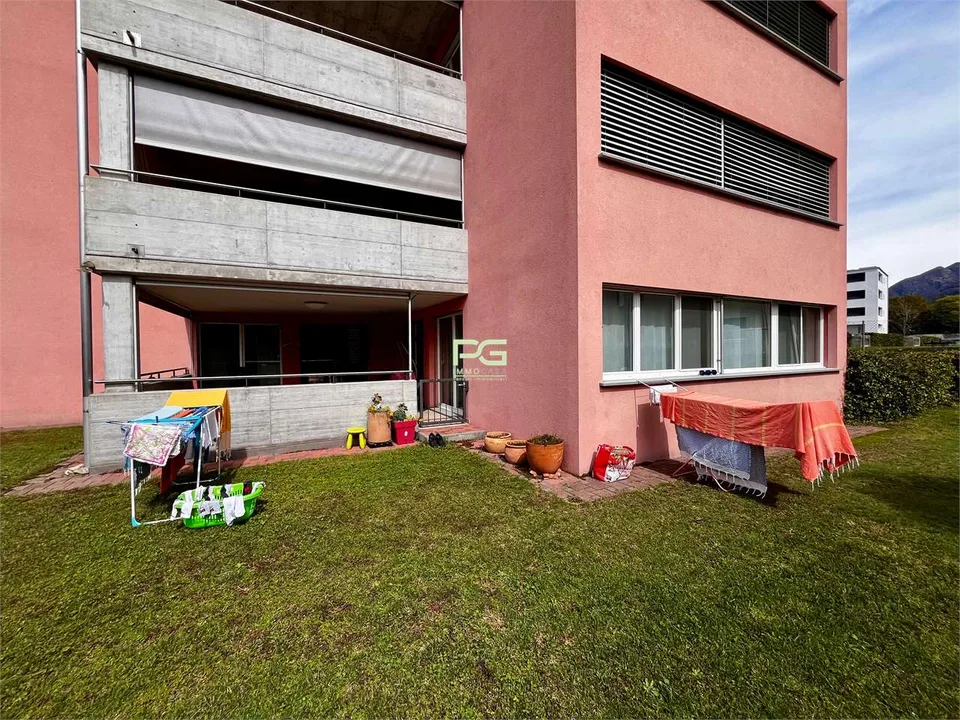 Appartement spacieux de 4,5 pièces avec jardin – photo 8 sur 9