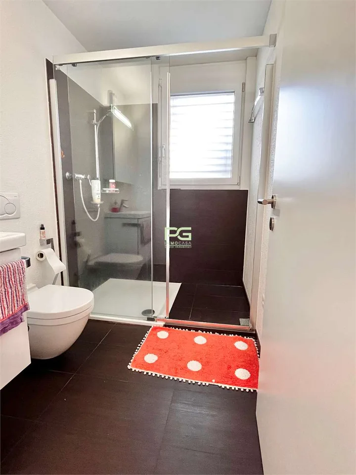 Appartement spacieux de 4,5 pièces avec jardin – photo 7 sur 9