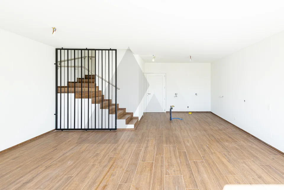 CINQUE NUOVE VILLE A SCHIERA CON STILE E COMFORT A MANNO