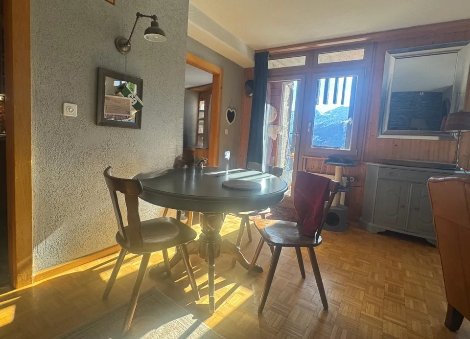 Delizioso appartamento di 3.5 locali con 60m2 e vista impareggiabile!