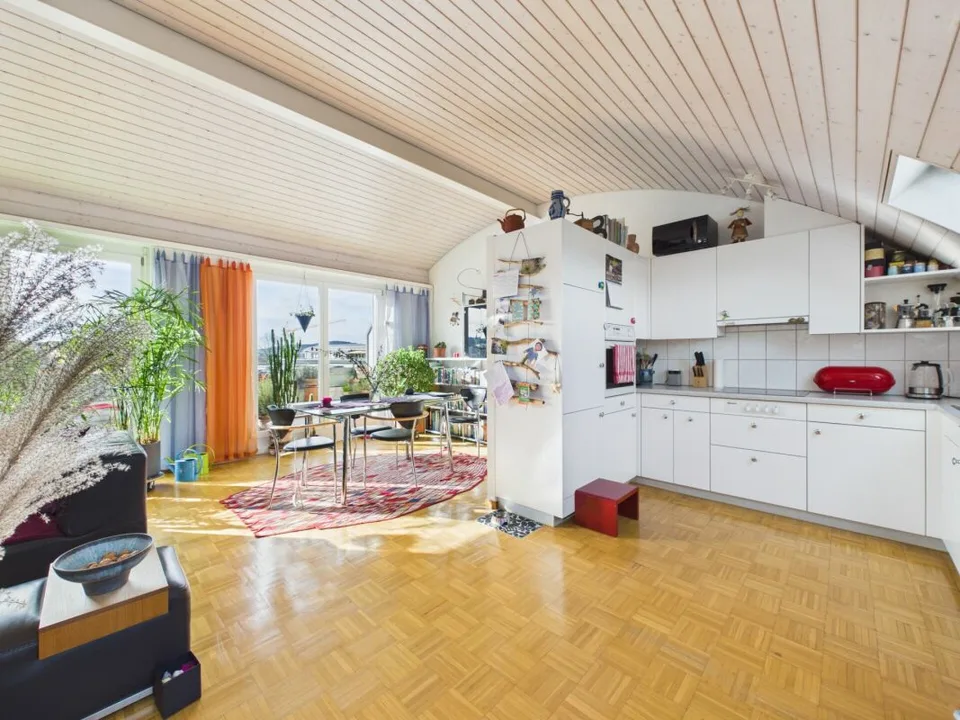 MAISONETTE MIT BALKON UND WEITSICHT
