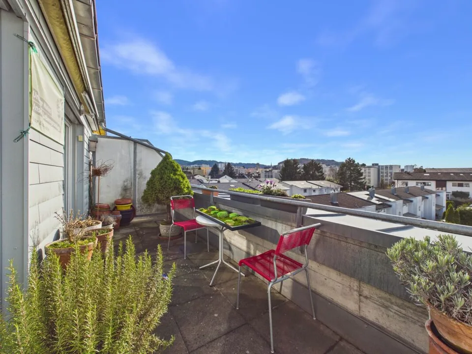 MAISONETTE MIT BALKON UND WEITSICHT