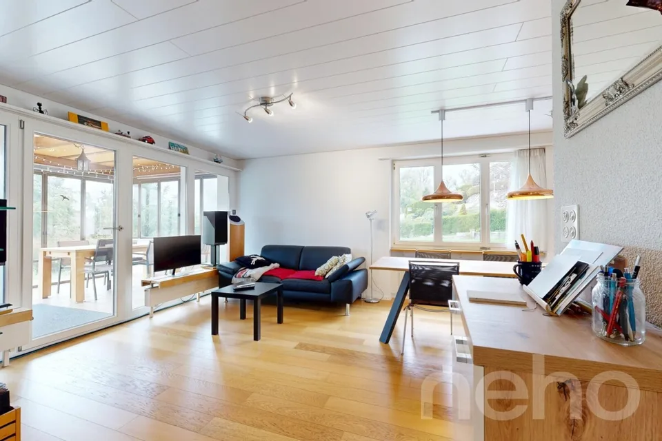 Charming 4.5-room house with a wide view and large plot – photo 14 of 21