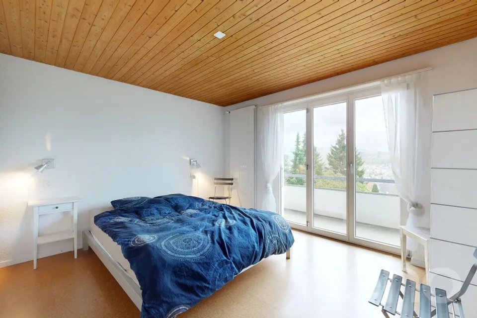 Charming 4.5-room house with a wide view and large plot – photo 15 of 21