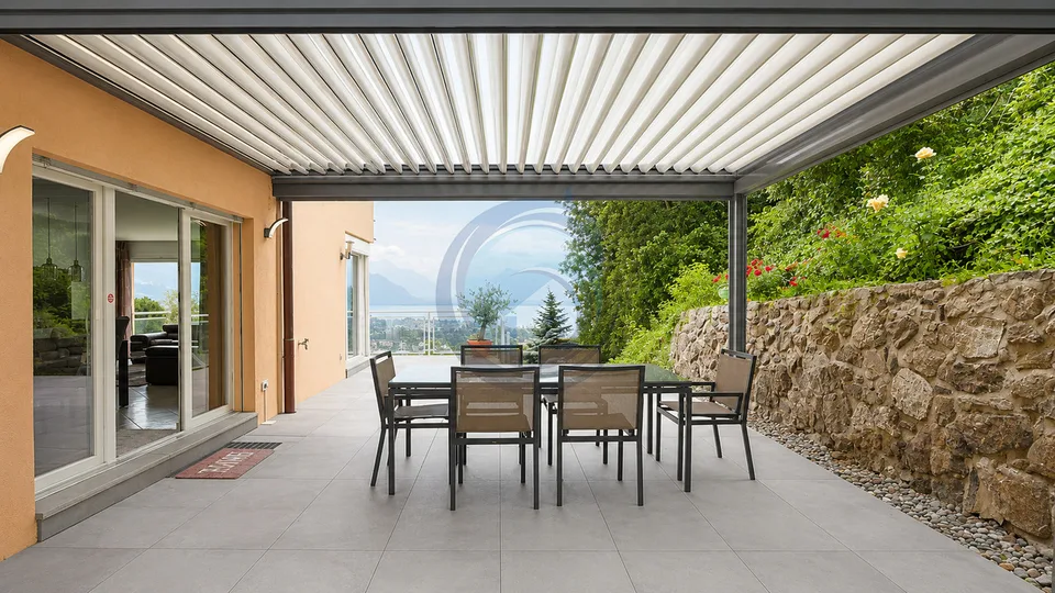 CHARMANTE VILLA MITOYENNE DE 5.5 PIÈCES AVEC VUE SUR LE LAC