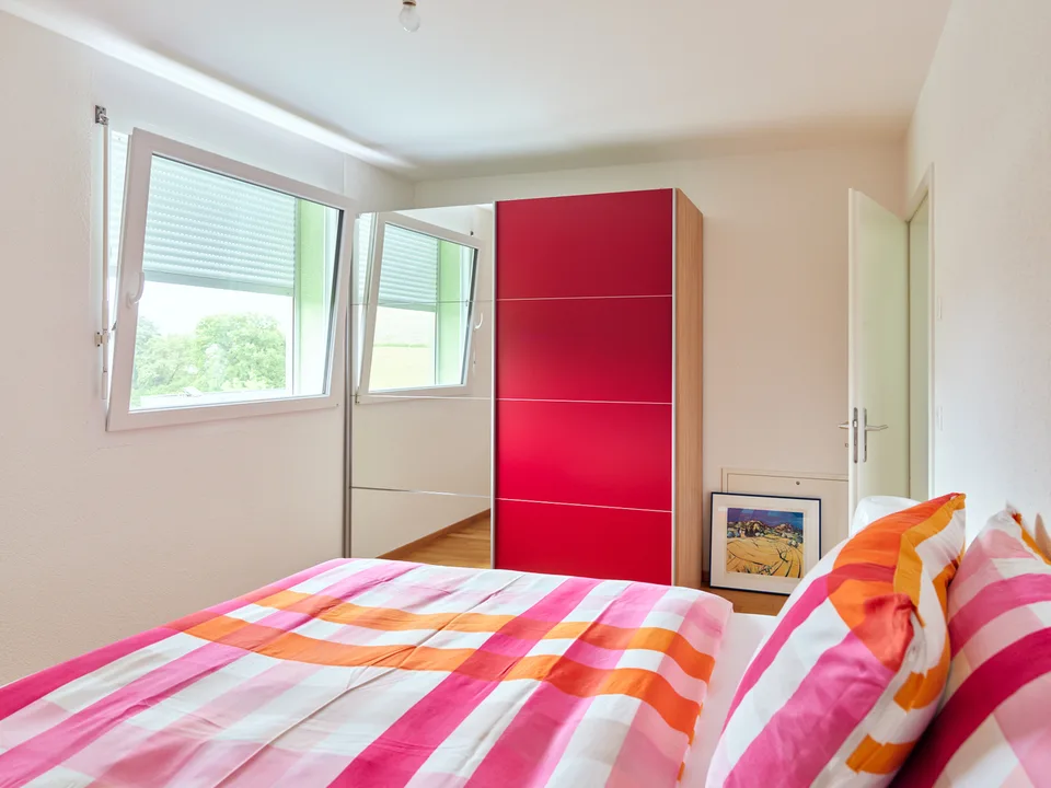 Very beautiful 4.5-room apartment with lots of light, large balcony, peaceful environment