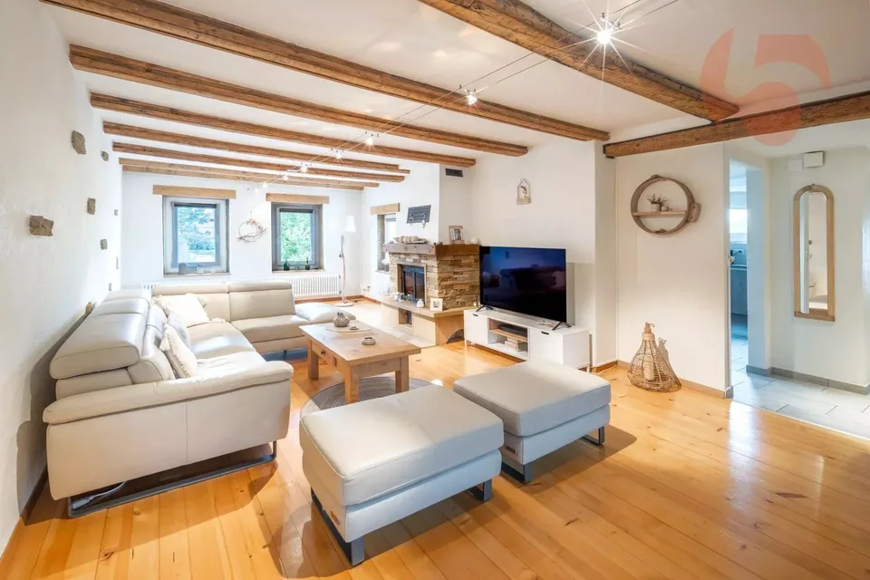 Bella casa di villaggio completamente ristrutturata