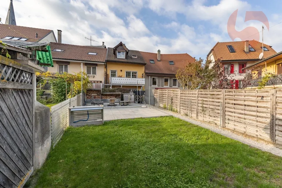 Bella casa di villaggio completamente ristrutturata