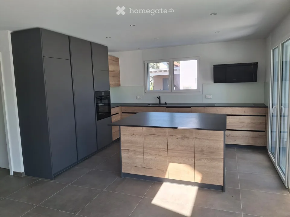 Casa nuova di 5.5 locali a Charmoille – Comfort moderno e ambiente verde