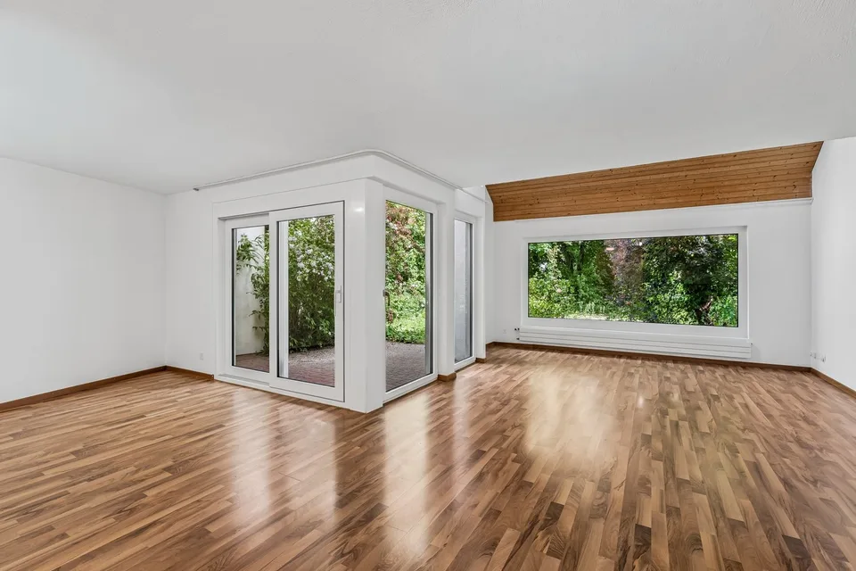 Grosszügiges Zuhause mit Garten, Cheminée und viel Privatsphäre