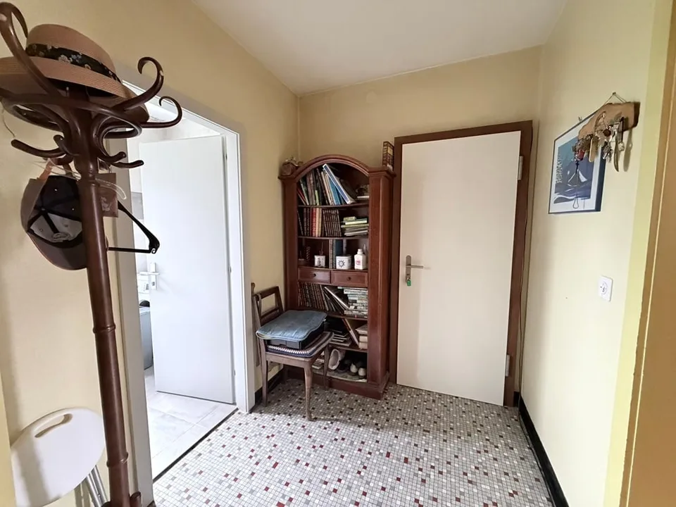 Casa familiare con 3 appartamenti, Courrendlin - 737000