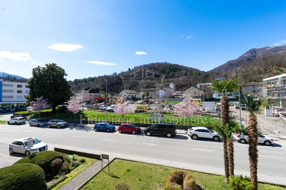 LOSONE - Helle und vielseitige Gewerbefläche in zentraler Lage – Foto 8 von 8