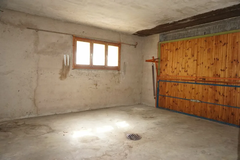 ARI-242 Casa con 2 appartamenti su un terreno di 1'485 m2 – foto 27 di 30