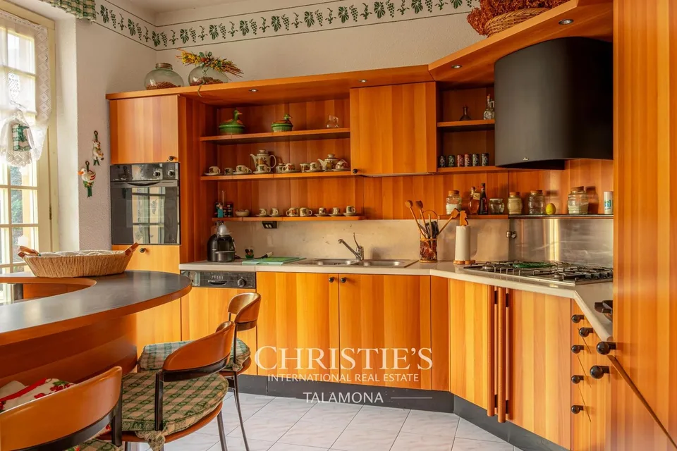 Exklusive Palladianische Villa mit Pool und Park ? Porto Valtravaglia – Foto 13 von 13