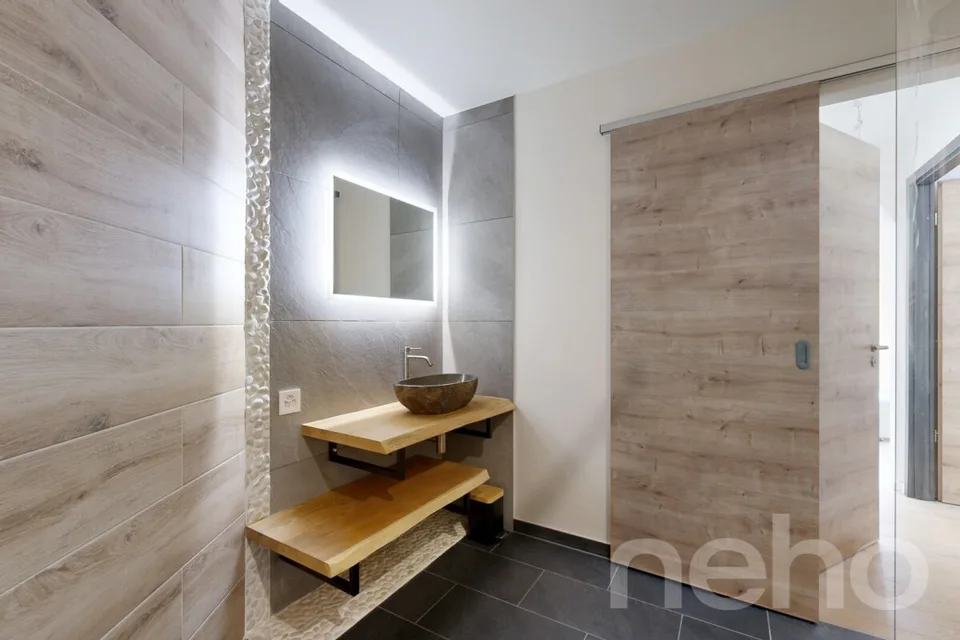 prächtige neue Villa in einem ruhigen Ort in der Nähe von Annehmlichkeiten – Foto 15 von 17