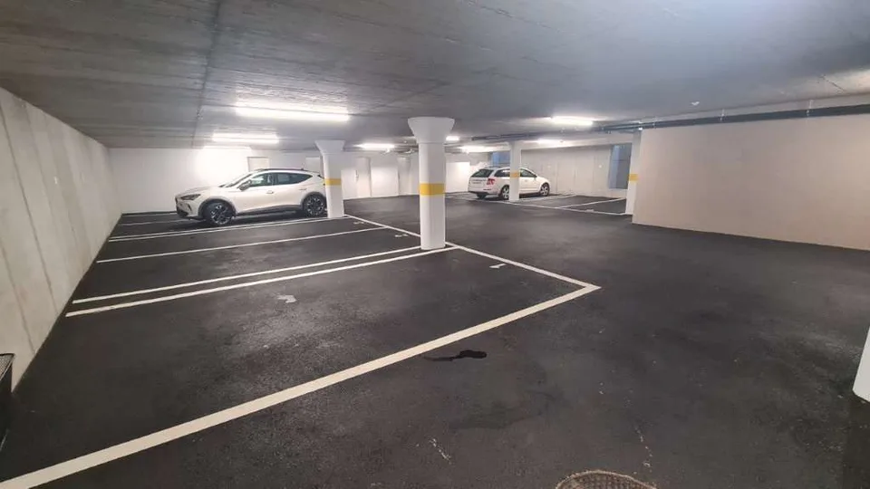 BELLINZONA - LUMINO: NUOVO 3.5 LOC. CON AMPIA TERRAZZA – foto 11 di 12