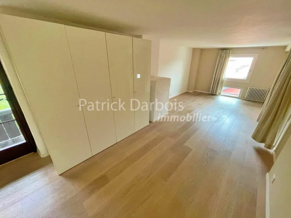Dorfhaus mit 10 Zimmern in Montagny-près-Yverdon – Foto 28 von 30