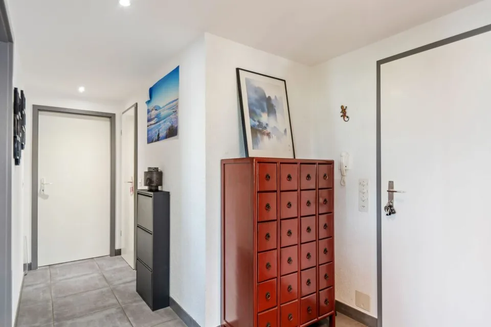 Dombresson, magnifique duplex de 4.5 pièces en attique, garage, place de parc – photo 8 sur 16