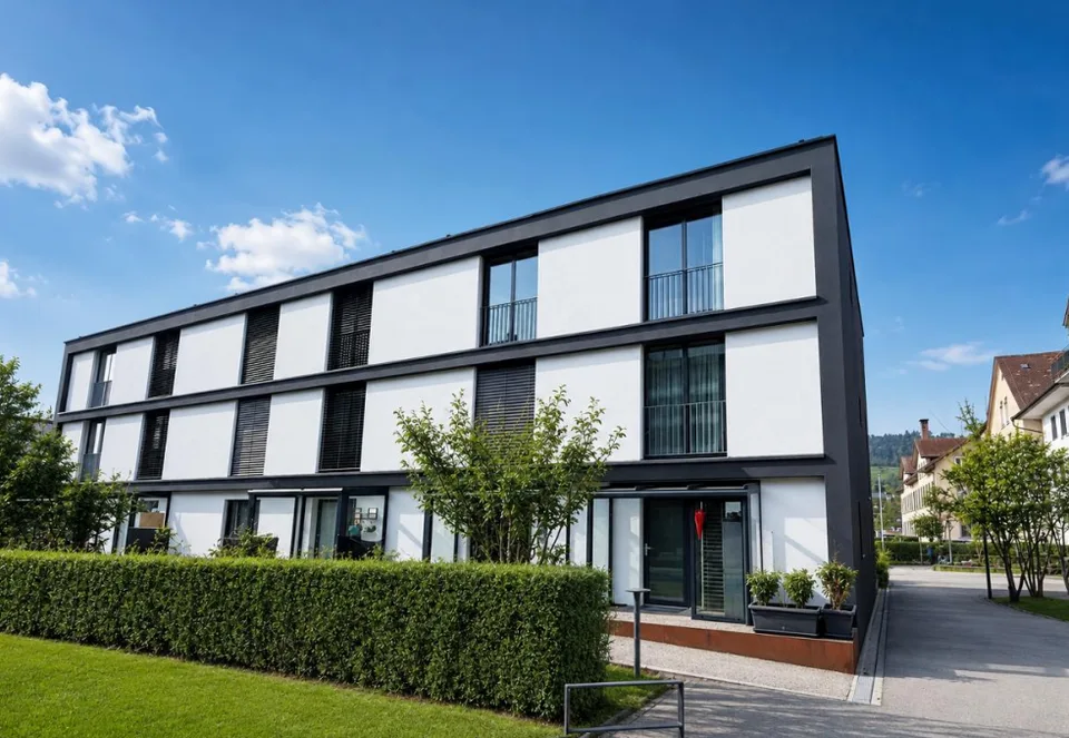 Elegant 5.5-room semi-detached family house with exclusive terrace and modern construction