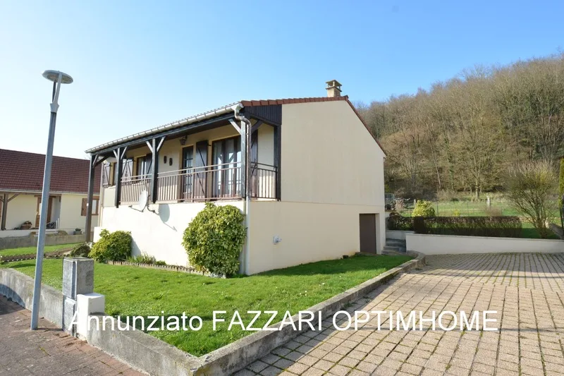 Casa indipendente con seminterrato completo a Montmédy - 107 m² - 4