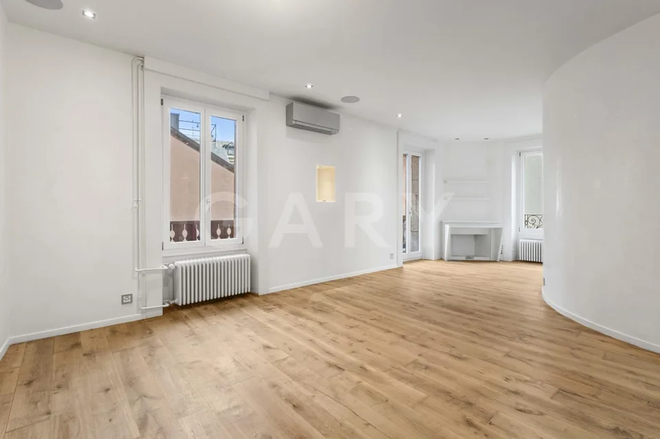 Mitten im Herzen von Eaux-Vives! Schönes Duplex mit Terrasse – Foto 20 von 25