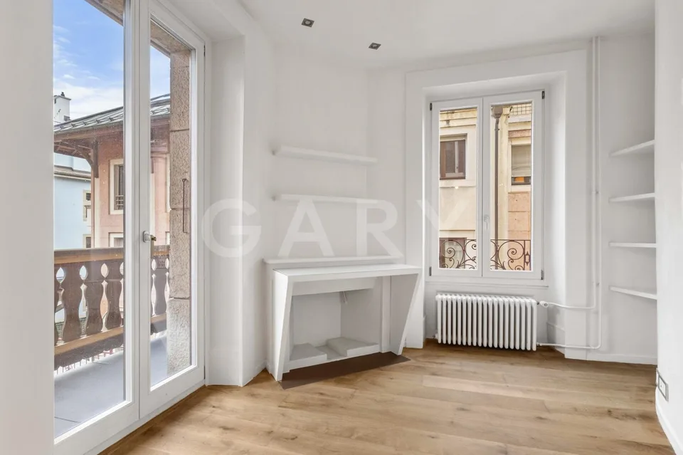 Mitten im Herzen von Eaux-Vives! Schönes Duplex mit Terrasse – Foto 21 von 25