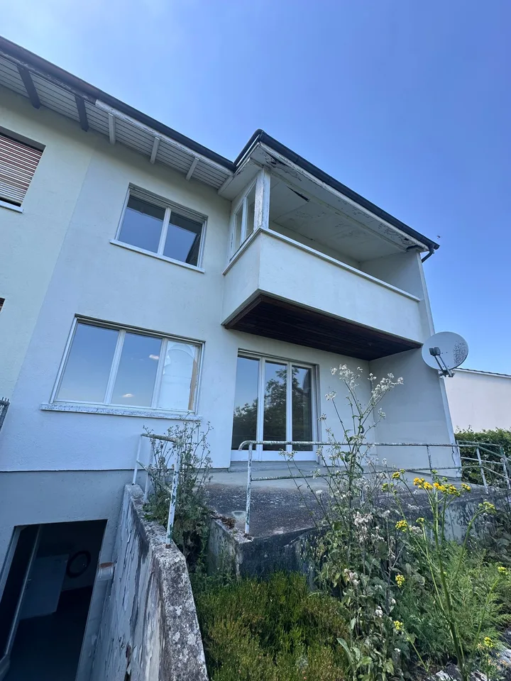 Doppeleinfamilienhaus in Hofstetten-Flüh  Renovationsobjekt an guter Lage – foto 15 di 30