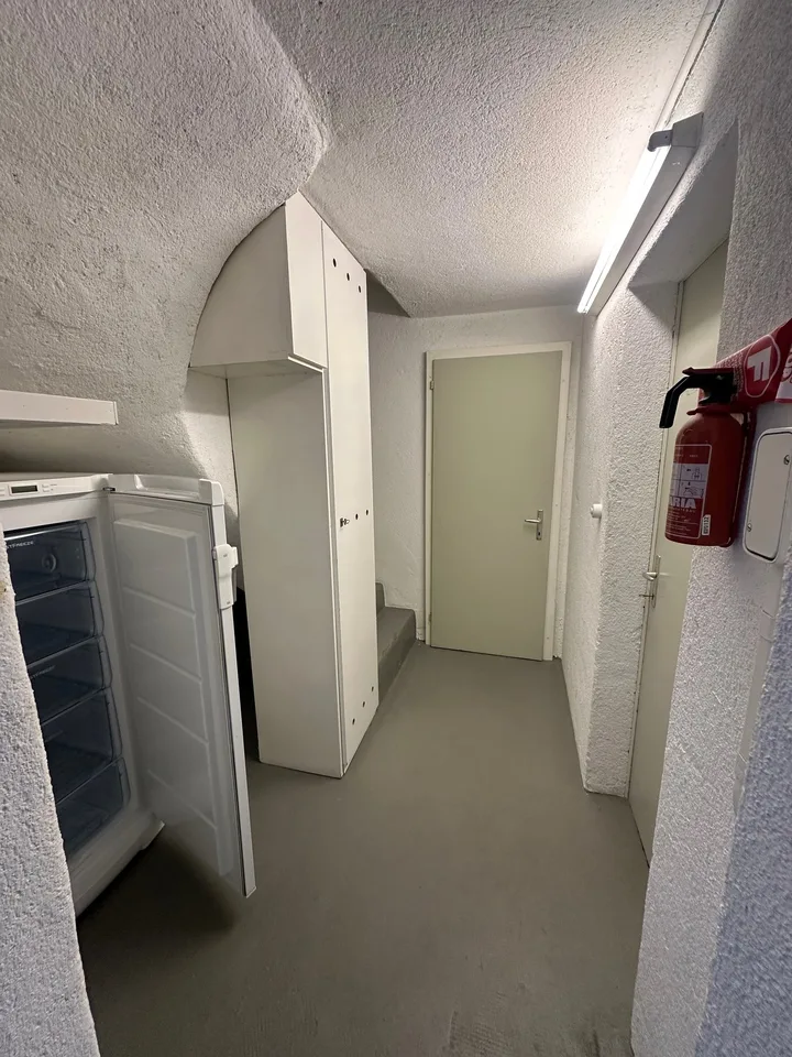 Doppeleinfamilienhaus in Hofstetten-Flüh  Renovationsobjekt an guter Lage – foto 18 di 30