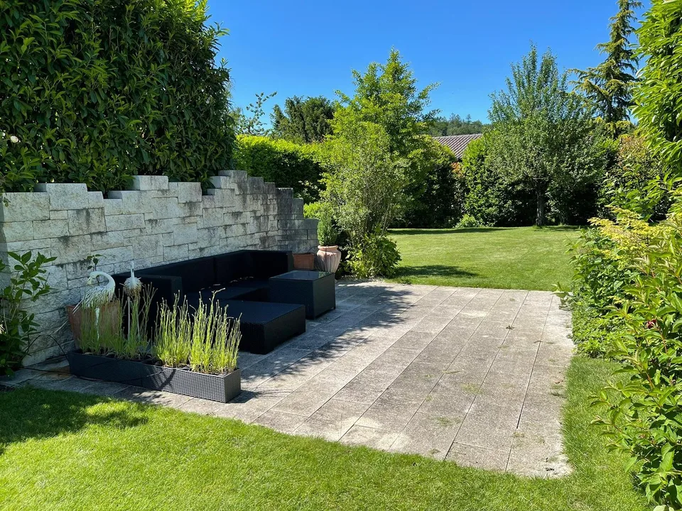 Luxuriöse Villa mit Pooloase und mediterranem Garten - Ihr Traumdomizil in ruhiger Lage – Foto 6 von 21