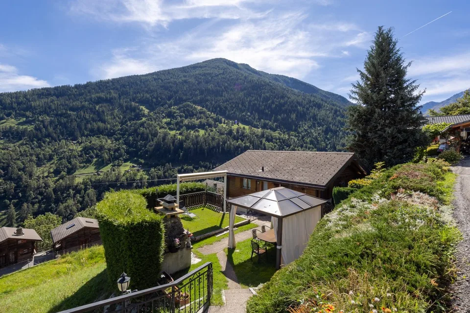 Charmanter Chalet als Zweitwohnsitz verfügbar
