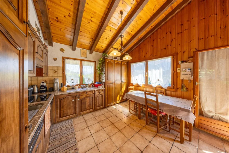 Charmant chalet disponible en résidence secondaire – photo 8 sur 13