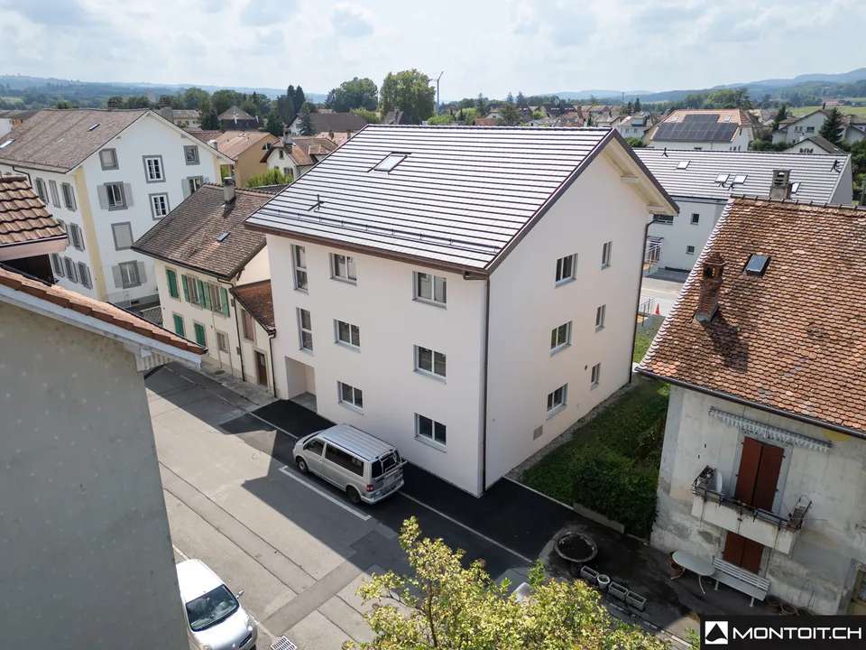 Payerne, zu verkaufen, 4.5-Zimmer-Wohnung, 2. Stock + Balkon