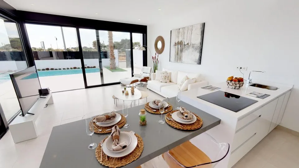 MAGNIFIQUE VILLA NEUVE AVEC PISCINE !