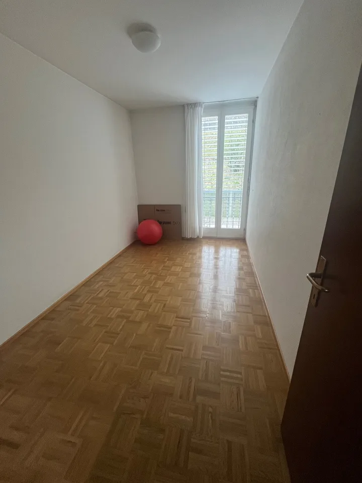 SESEGLIO - VENDESI CASA A SCHIERA