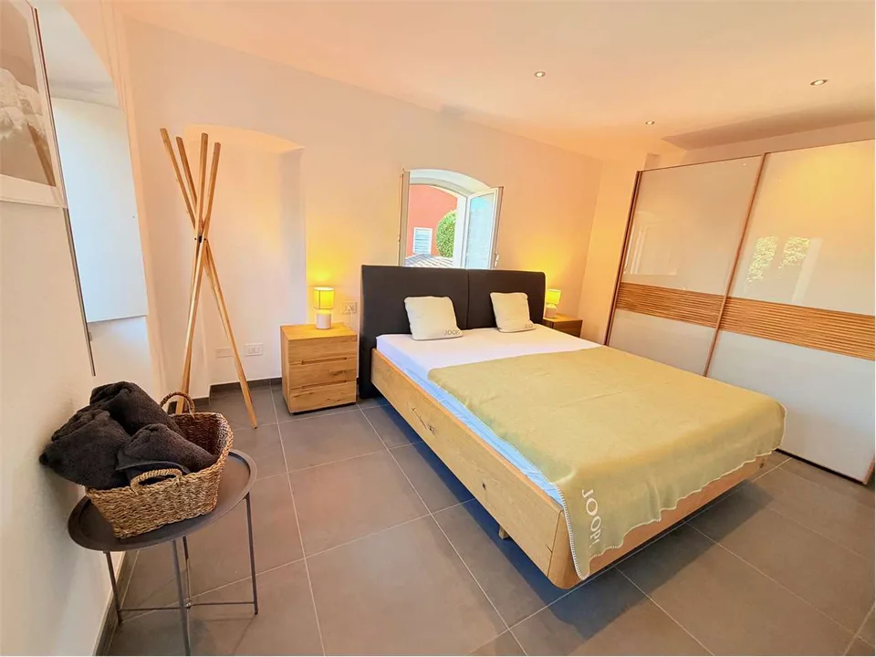 Appartamento con giardino, completamente ristrutturato, con vista bell – foto 10 di 13