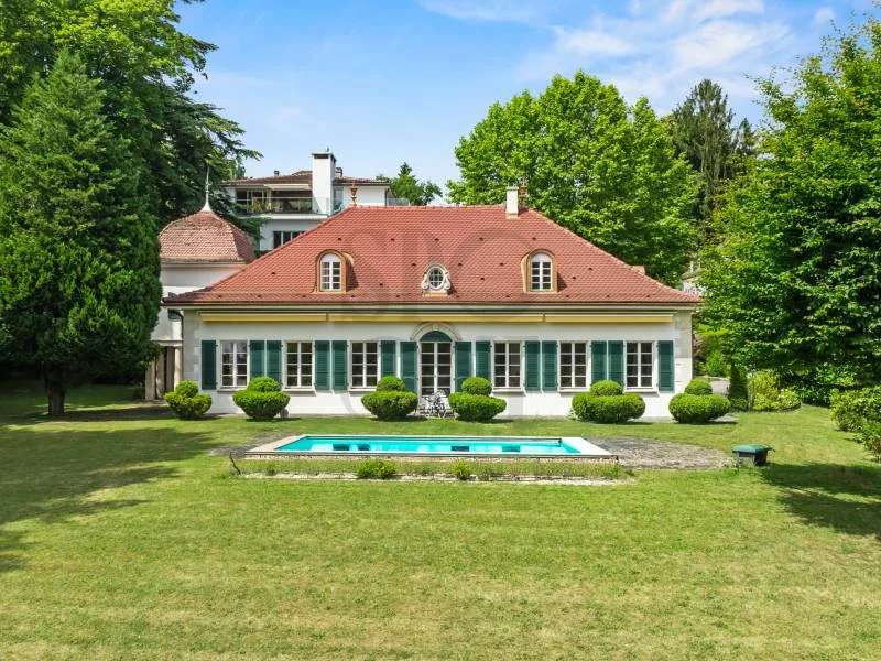 Propriété de Maître d'exception, à proximité immédiate du lac