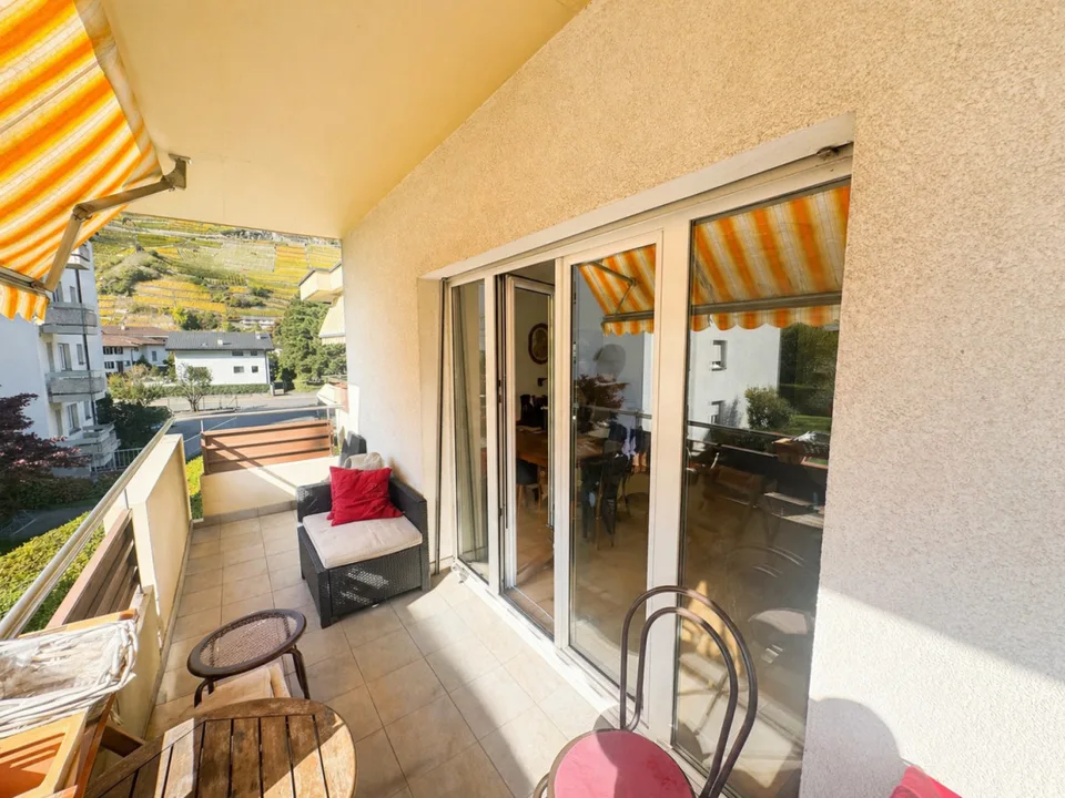 APPARTEMENT 4.5 PIÈCES LUMINEUX AVEC BALCON PLEIN SUD À DEUX PAS DU CENTRE DE MARTIGNY
