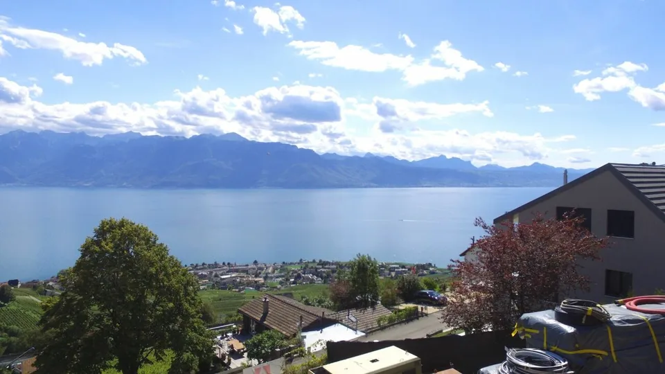 Duplex neuf de 4.5 pièces avec terrasse et vue panoramique sur le Léman