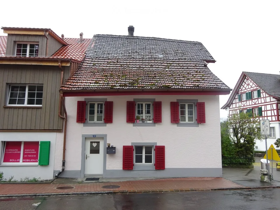 Charmantes 2-familienhaus an Top-Lage in Buchs ZH – Sofort verfügbar!