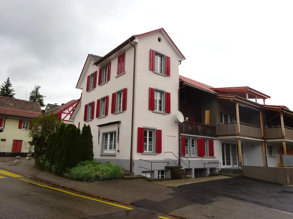 Charmantes 2-familienhaus an Top-Lage in Buchs ZH – Sofort verfügbar!