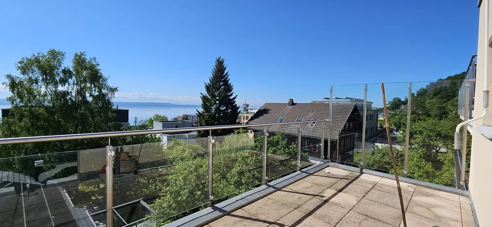 Magnifique appartement en duplex de 4.5 pièces avec vue sur le lac à Neuchâtel
