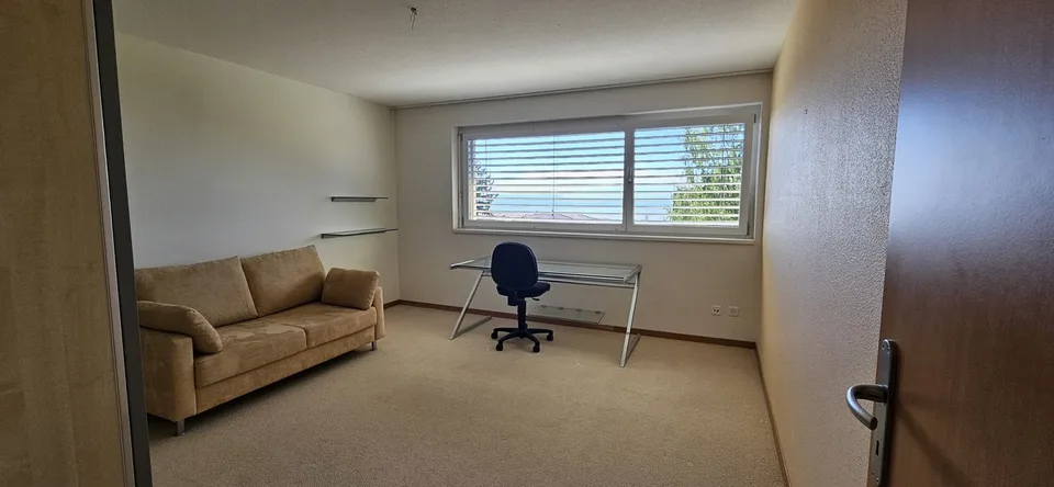 Prachtvolles Duplextwo-Raum-Apartment mit 4.5 Zimmern und Blick auf den See in Neuchâtel – Foto 10 von 13