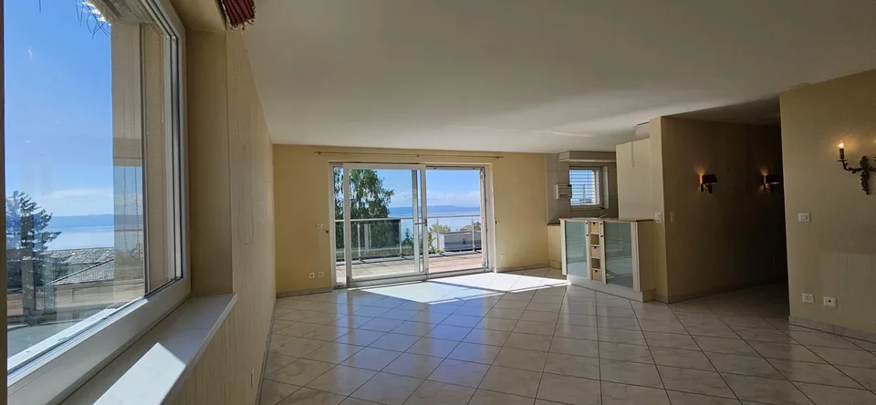 Magnifique appartement en duplex de 4.5 pièces avec vue sur le lac à Neuchâtel