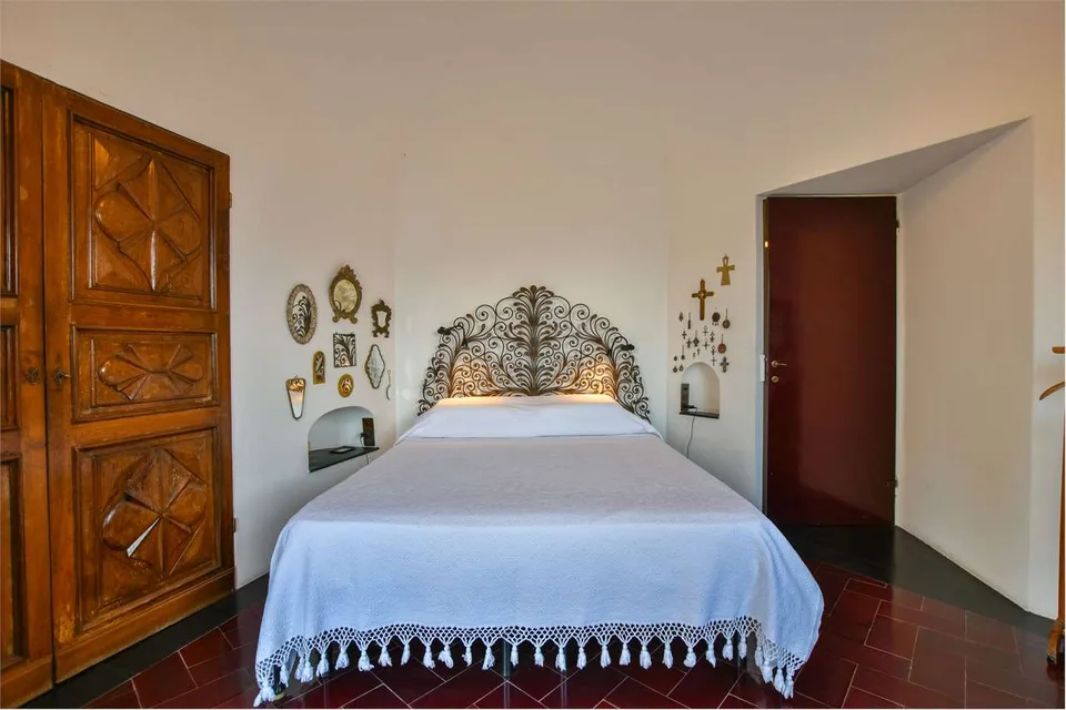 DIRETTAMENTE SUL LAGO! Villa esclusiva in posizione tranquilla e soleg – foto 12 di 13