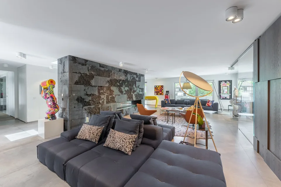 CONCHES - Prächtige Wohnung mit Terrasse